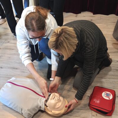 SZKOLIMY,SZKOLIMY,SZKOLIMY